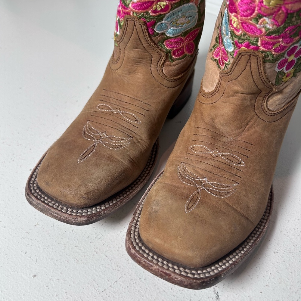 Macie Bean Girls Western Boots Size 2 Floral Embroidered Leather Cowgirl Boots - Picture 3 of 8